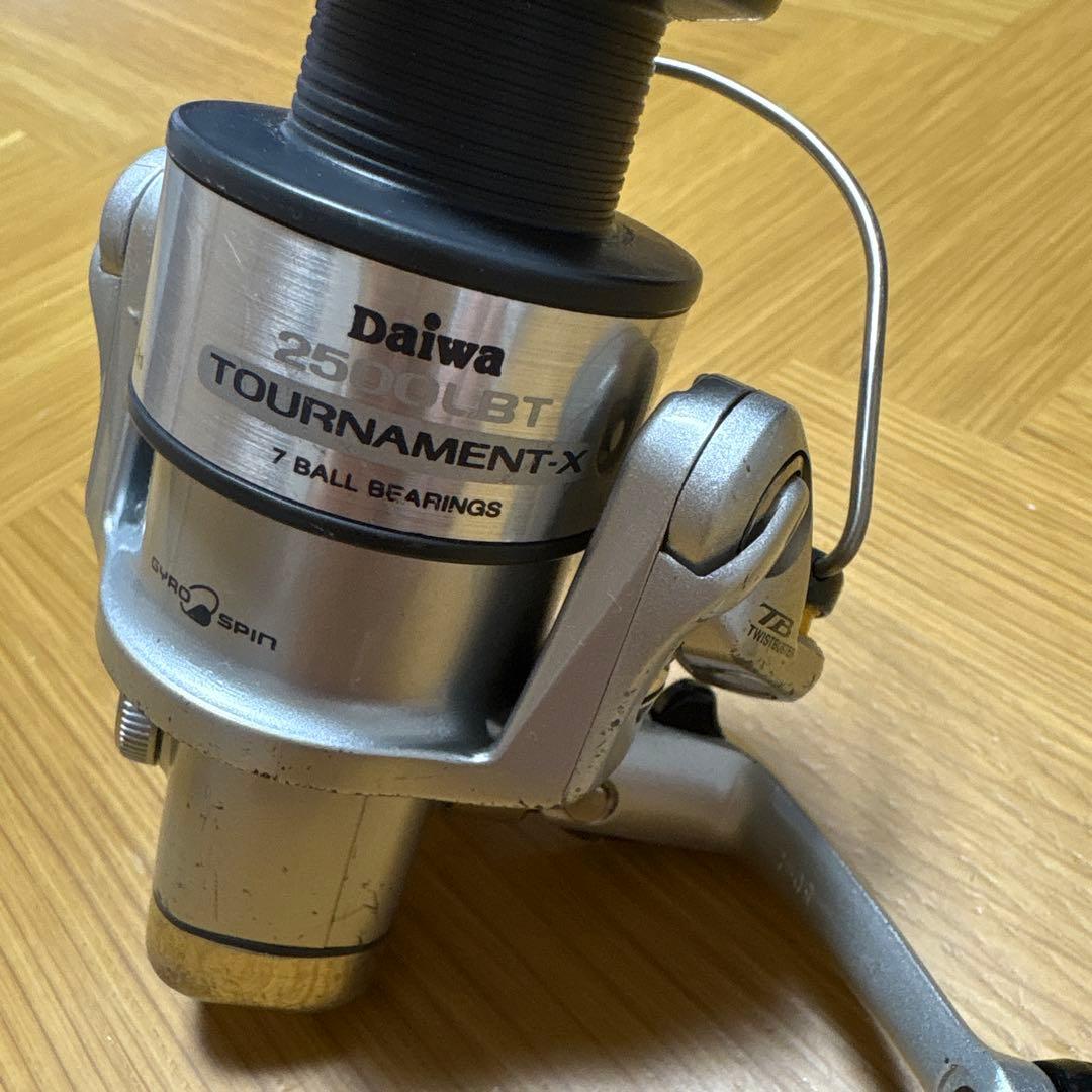 Daiwa TOURNAMENT 2500LBT トーナメントX 左ハンドル