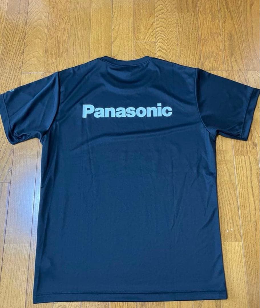 パナソニックパンサーズ　チームTシャツ　バレーボール