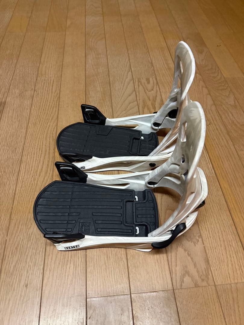 Step On ビンディング ホワイト