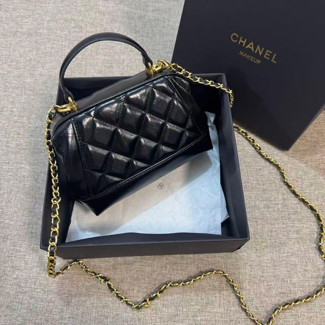 VIP限定CHANELノベルティ がま口ボストン型 ショルダーバッグ ブラック