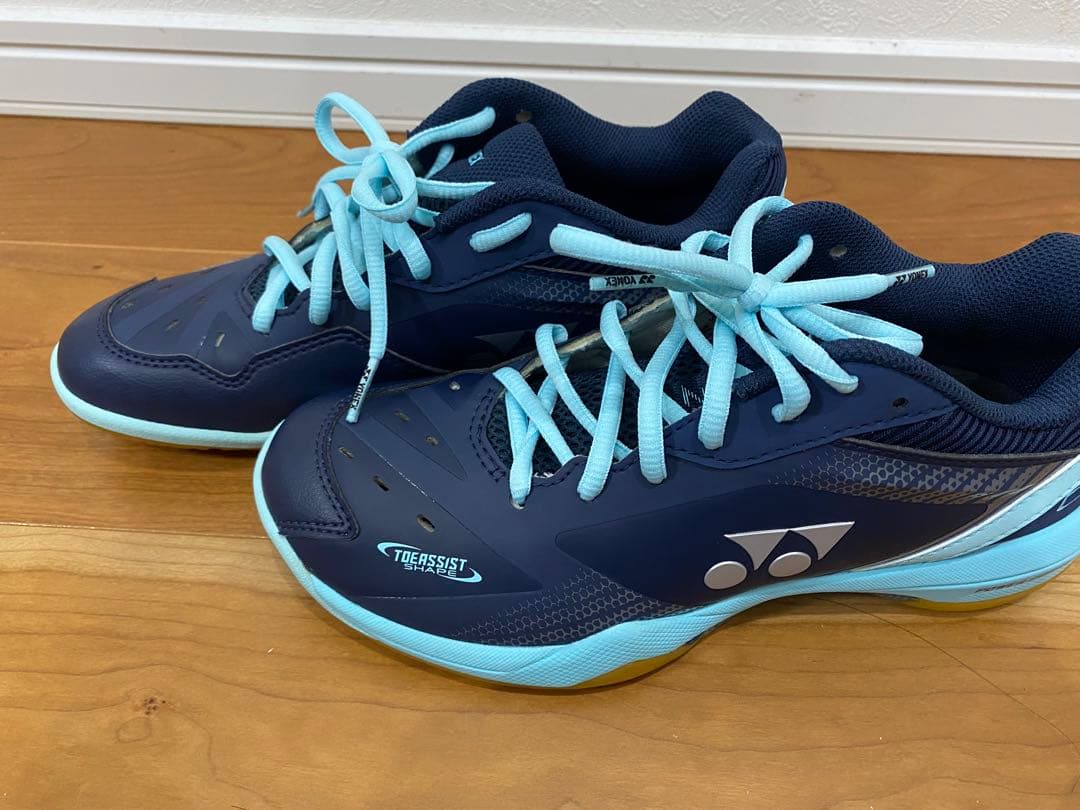 未使用　YONEX パワークッションSHB-65Z ネイビーブルー 24.5cm
