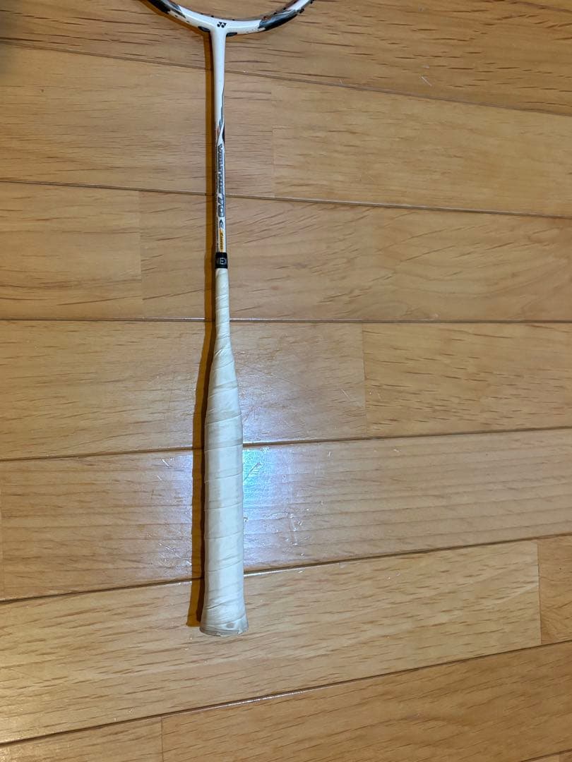 YONEX VOLTRIC 70 Eチューン　3UG5