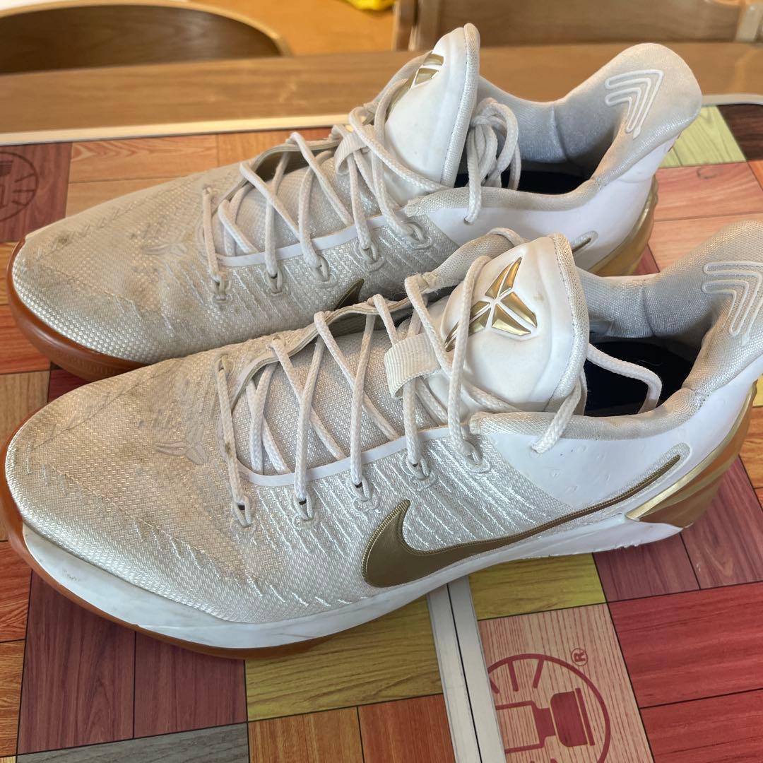 Nike Kobe AD ホワイト/ゴールド