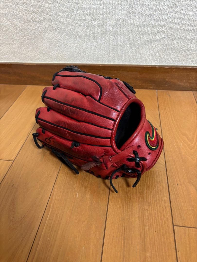 ナイキ グラブ　軟式　内野用　グローブ NIKE 赤　即戦力