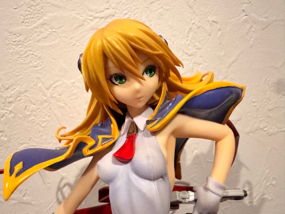 ブレイブルー ノエル・ヴァーミリオン フィギュア