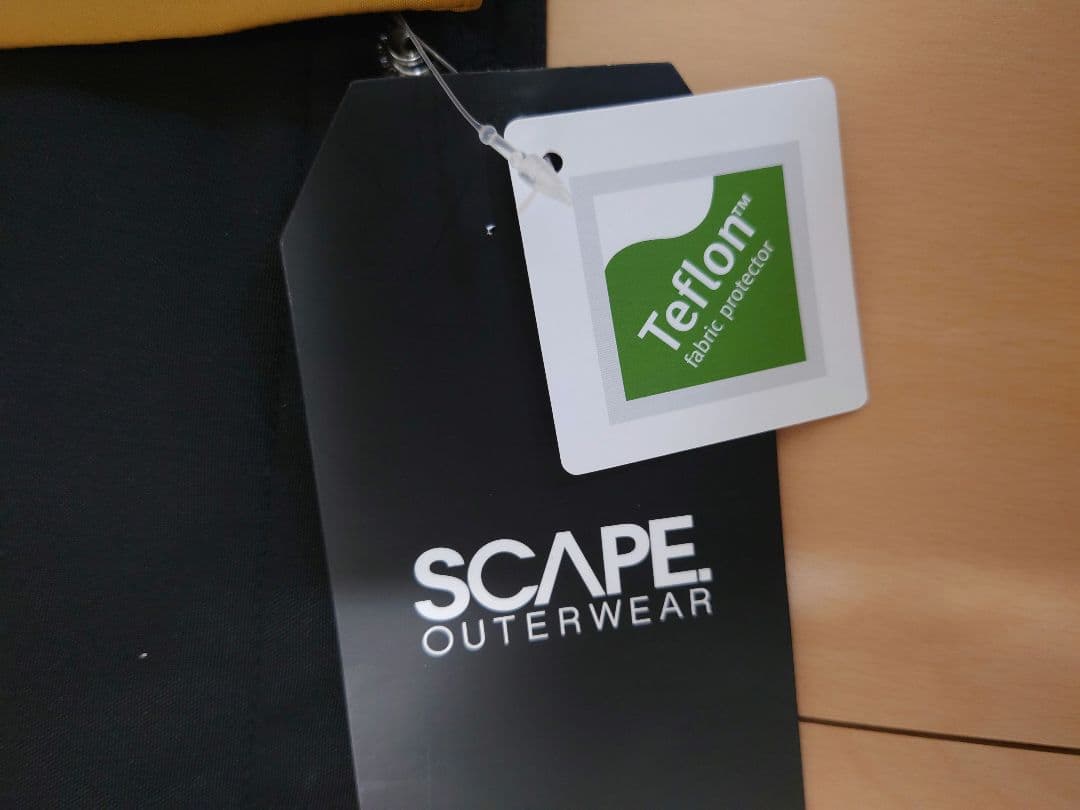 新品 SCAPE 24-25 UTOPIA JACKET Mサイズ スノーウェア