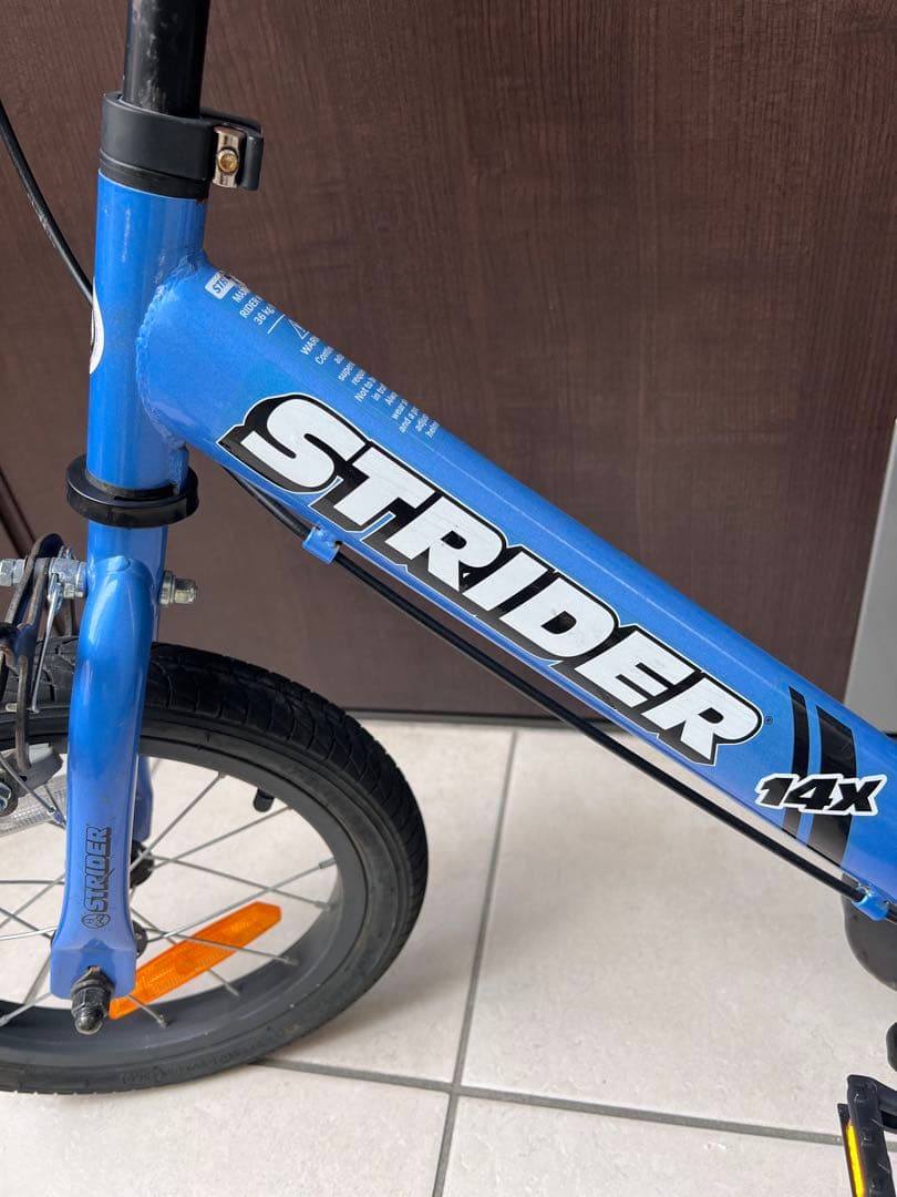 STRIDER 14X バランスバイク 青