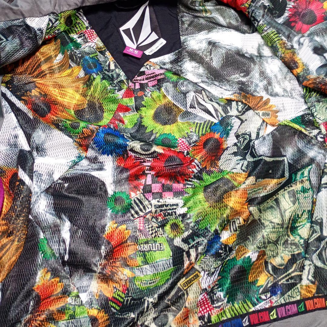 VOLCOM　ボルコム　スノボウェア　総柄　Мサイズ