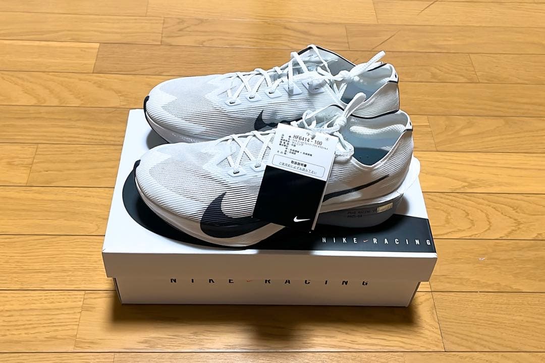 新品未使用 ナイキ ヴェイパーフライ4