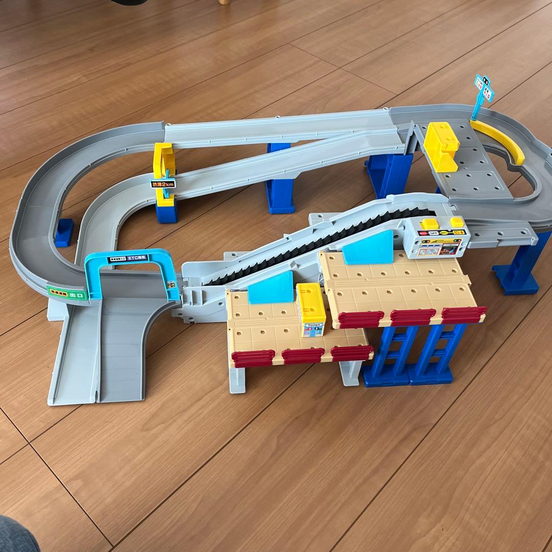 トミカビル　やまのぼりドライブ　アクション高速どうろ　3セットまとめ売り