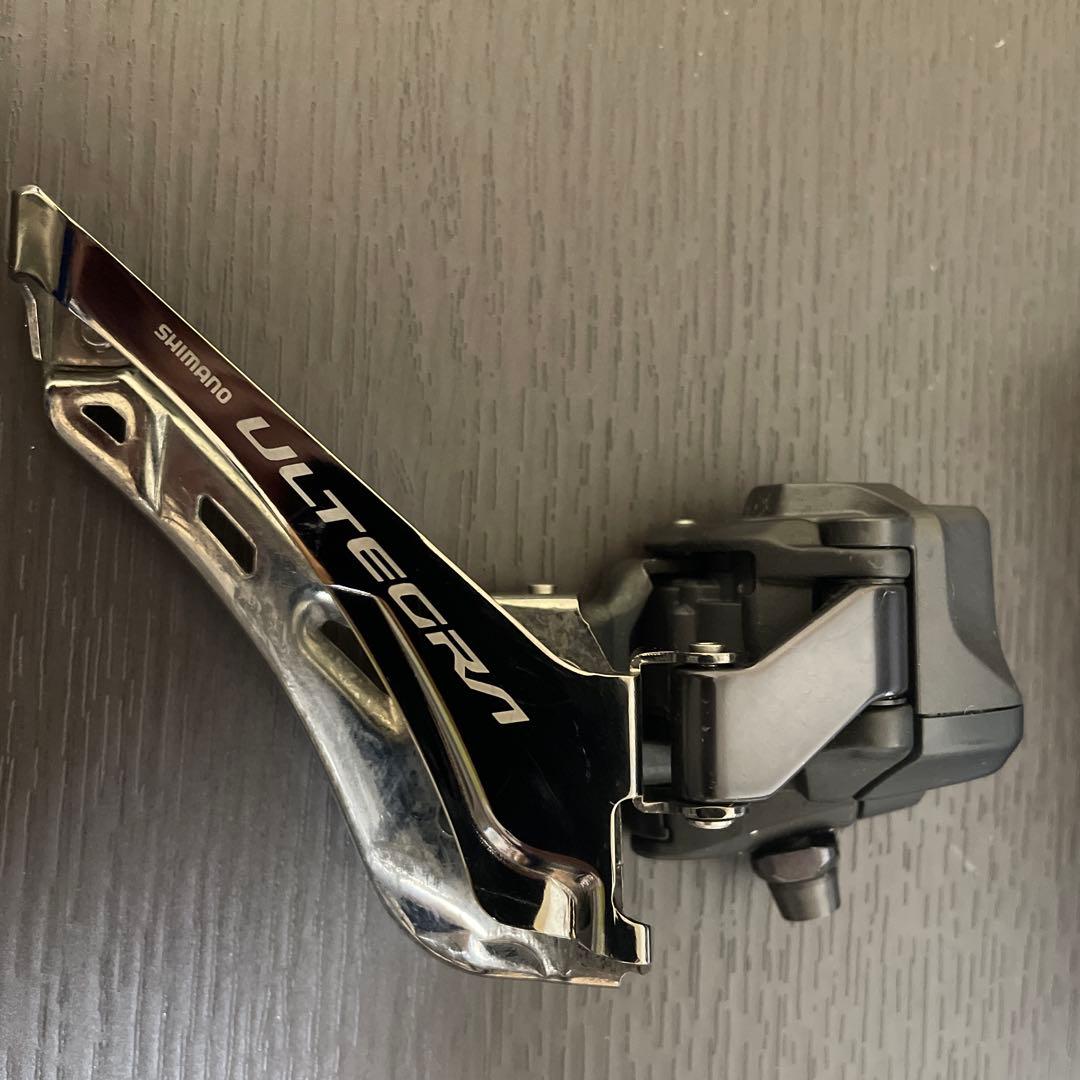 Shimano Ultegra Di2 フロントディレイラー　FD-8150