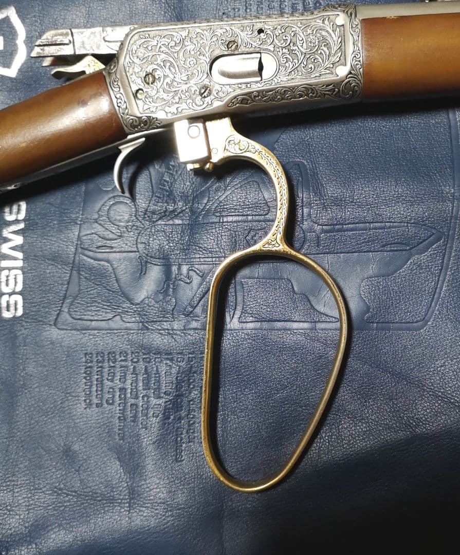 フランクリンミント ジョンウェイン記念ライフルウィンチェスターM92レプリカ