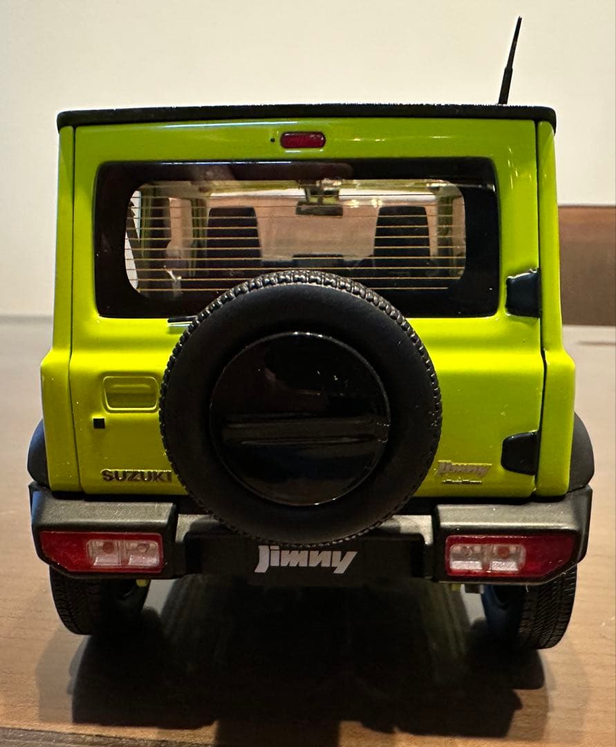 8*6様 BMCREATIONSスズキ ジムニー ミニカー ライムグリーン1/1
