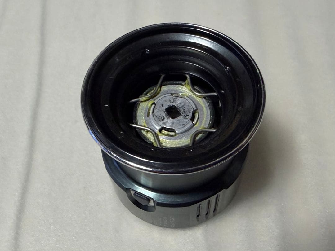 【美品】シマノ 22ステラ C3000SDH 純正スプール