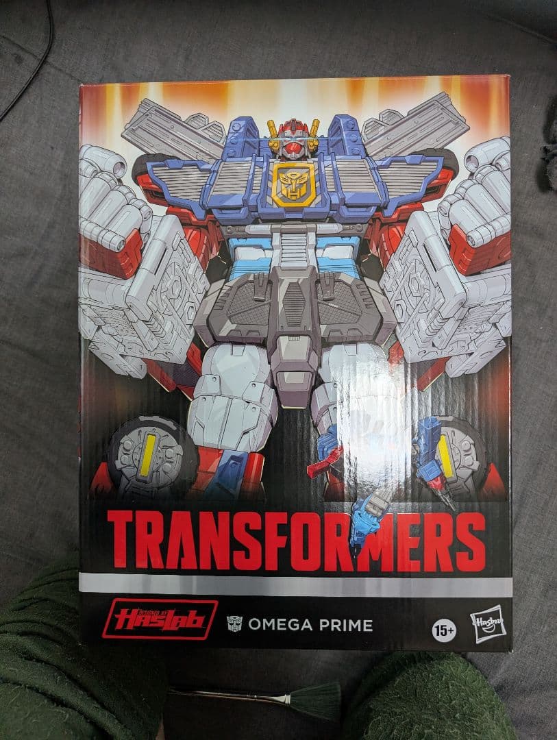 Hasbroトランスフォーマーゴッドファイヤーコンボイクラウドファウンディング