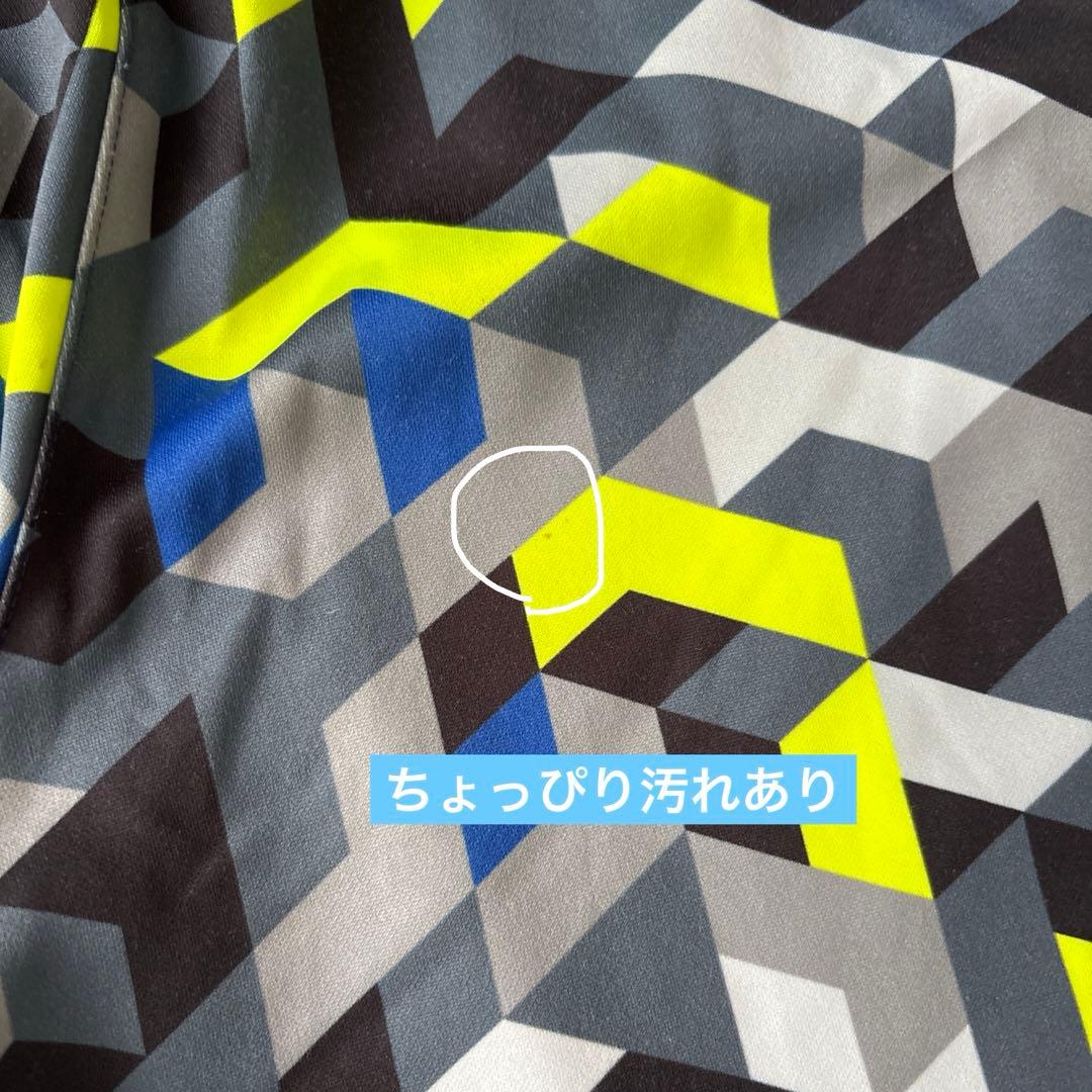 YONEX ヨネックス　幾何学模様　ハーフパンツ