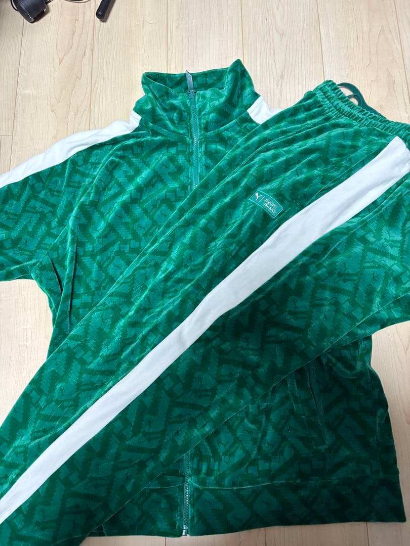 PUMA イカゲーム　ベロアセットアップ　XL