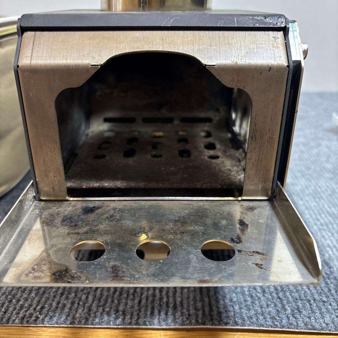 小型薪ストーブ 熊デザイン 煙突付 ソロキャン ソロストーブ