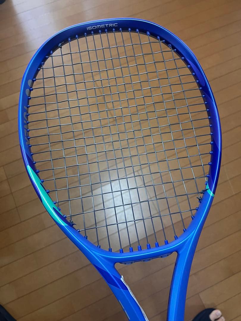 YONEX EZONE100 TOUR G2 310g テニスラケット ガット付