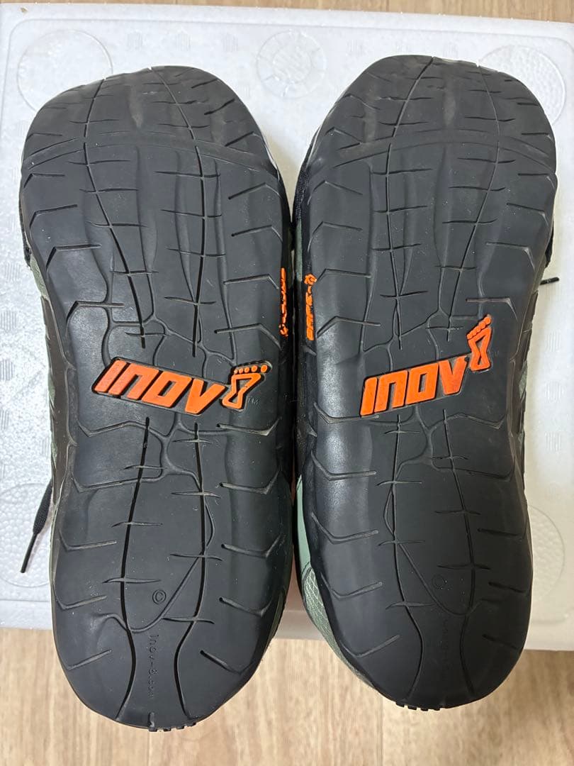 inov-8 BARE-XF 210 V2 28.5cmイノヴェイト　inov8
