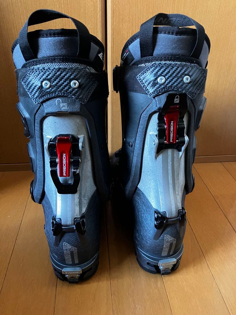 Dynafit BEAST スキー登山ブーツ