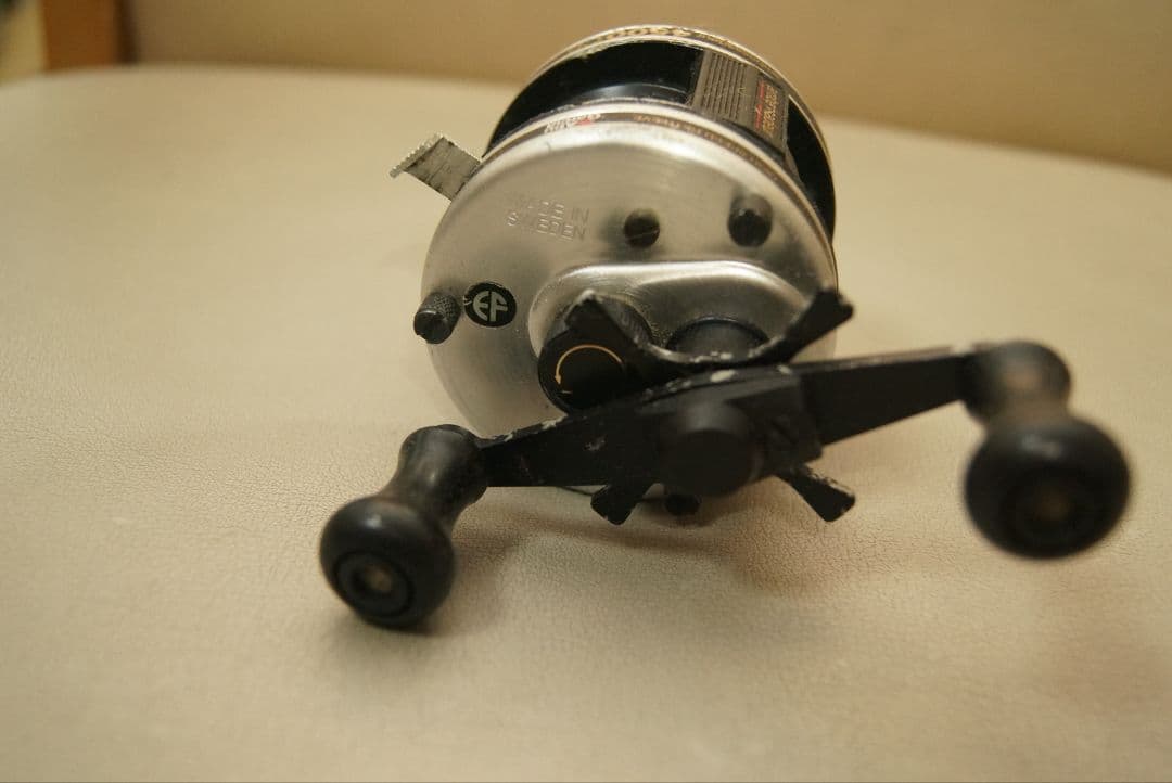 abu ambassadeur 4500CB　オールドベイトリール