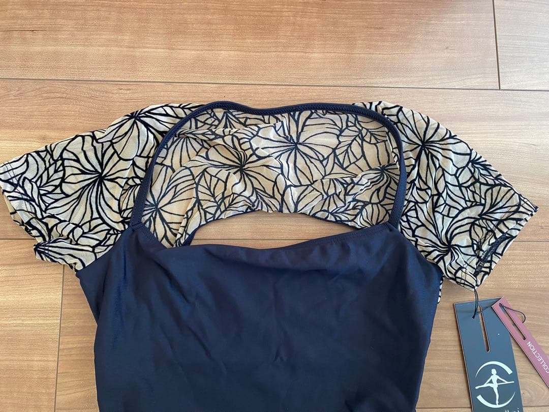 ✨新品未使用✨Wear Moi キャップスリーブレオタード S
