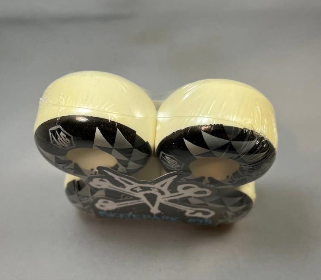 BONES SPF FIREBALL 58MM V6 ウィール 58mm SK8