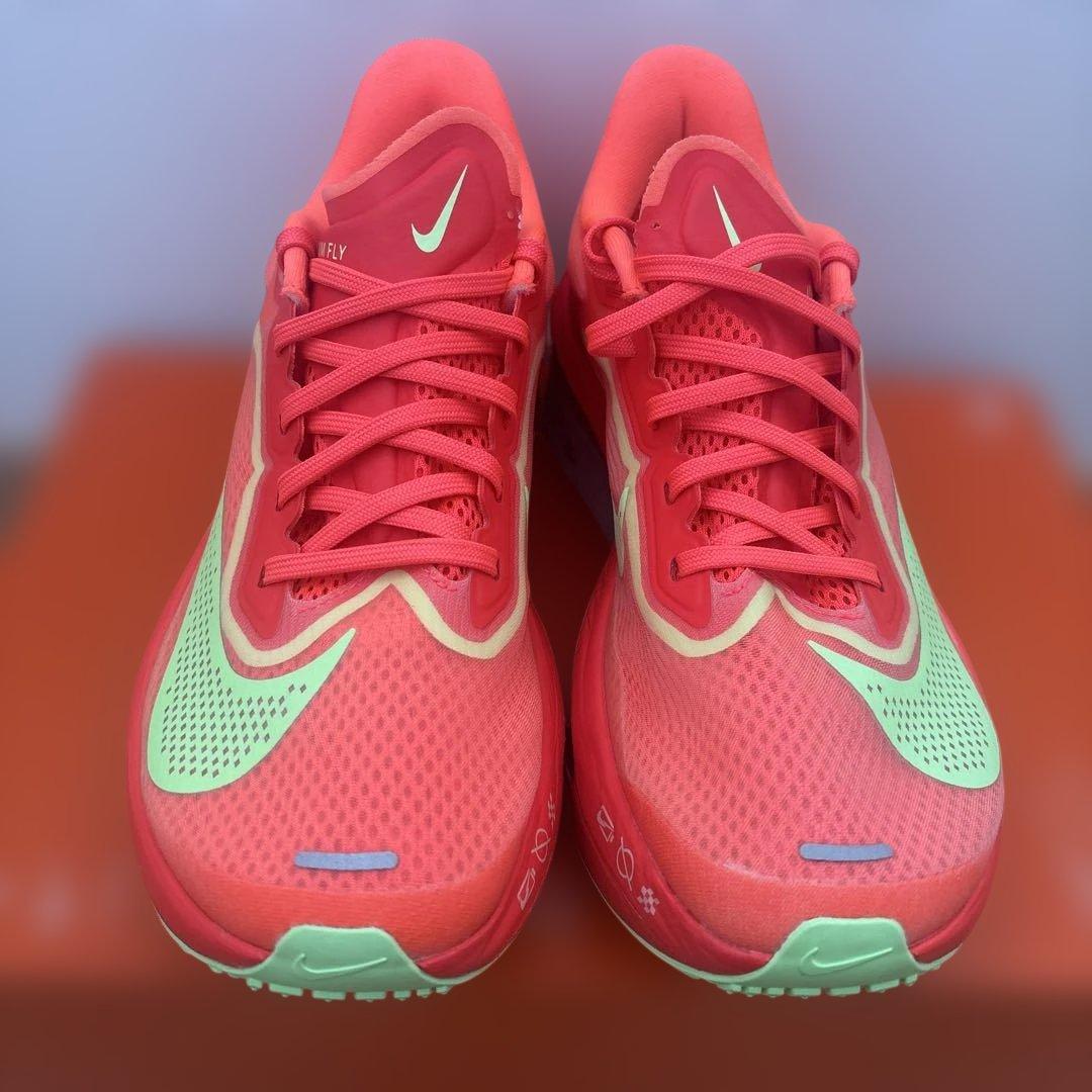 NIKE ウィメンズ ズームフライ 6 新品未使用　24cm