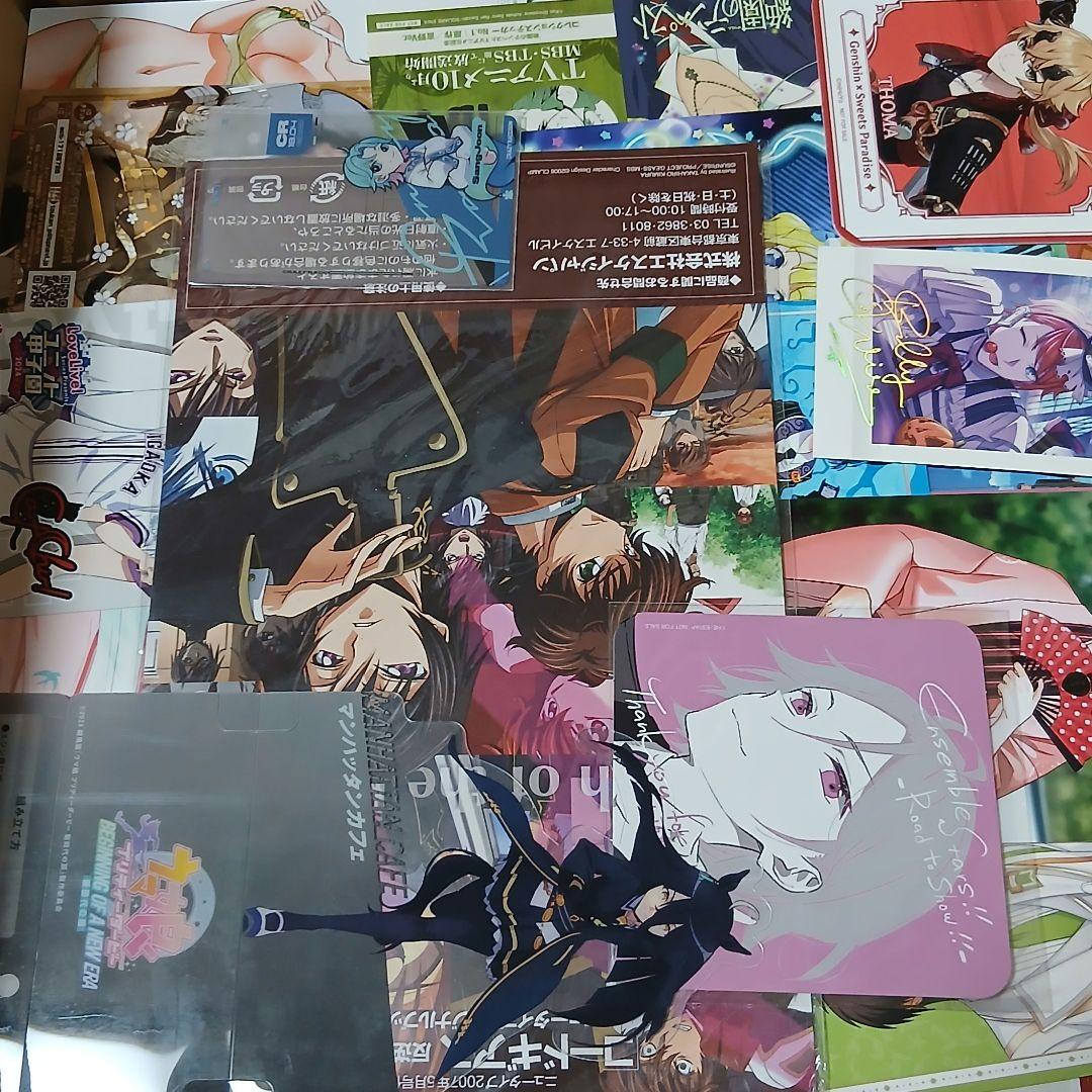 アニメグッズ 紙類薄物 大量まとめ売り 2000点