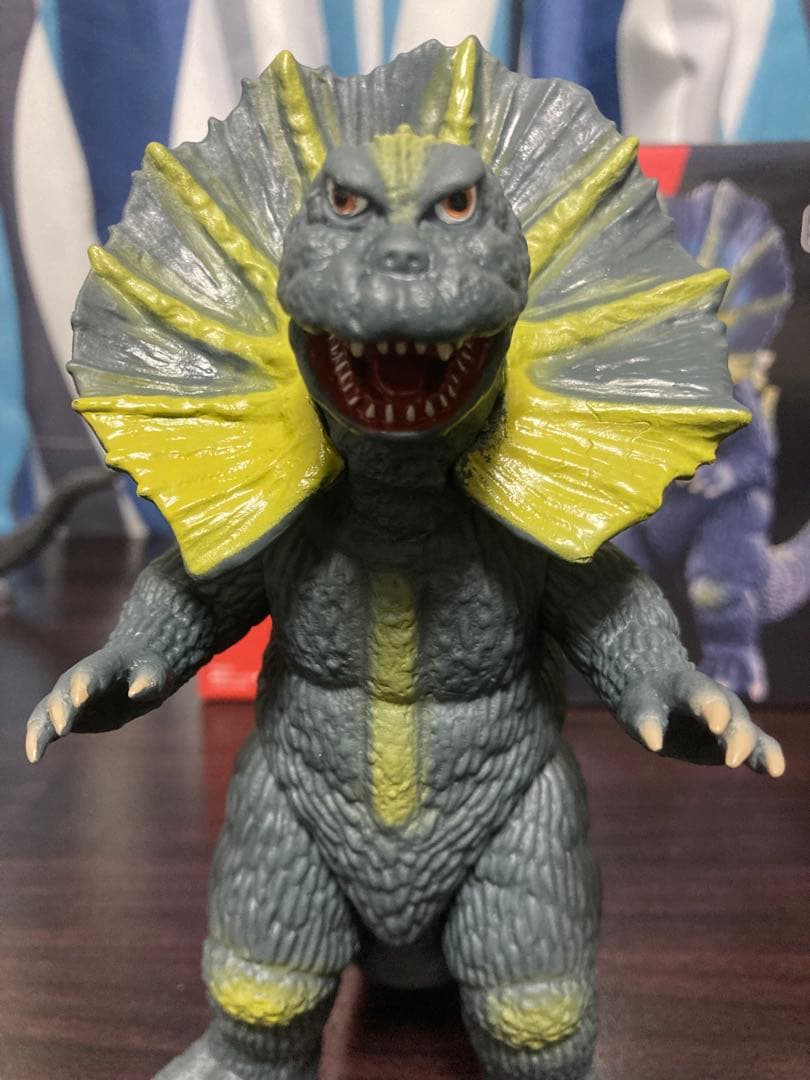 ムービーモンスターシリーズ　エリ巻恐竜　ジラース　初期傷あり　ウルトラマン　怪獣