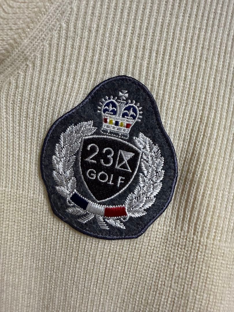 23区 GOLFニジュウサンクゴルフ Vネック ニットセーター ホワイト系