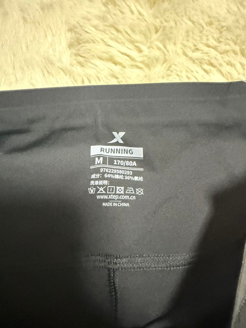 XTEP ランニングハーフタイツ