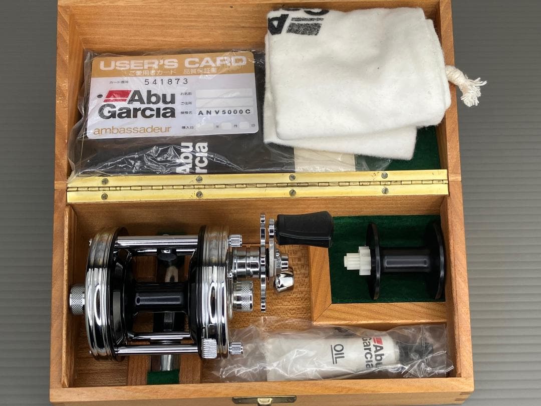 ABU アブガルシア アンバサダー 5000C 75周年モデル (新品未使用)
