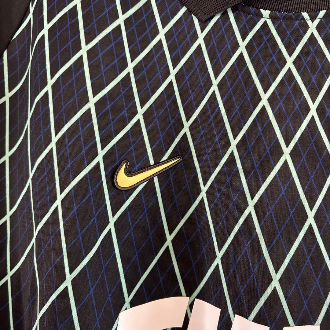 Nike TUNED AIR Dri-FIT ブラックシャツ