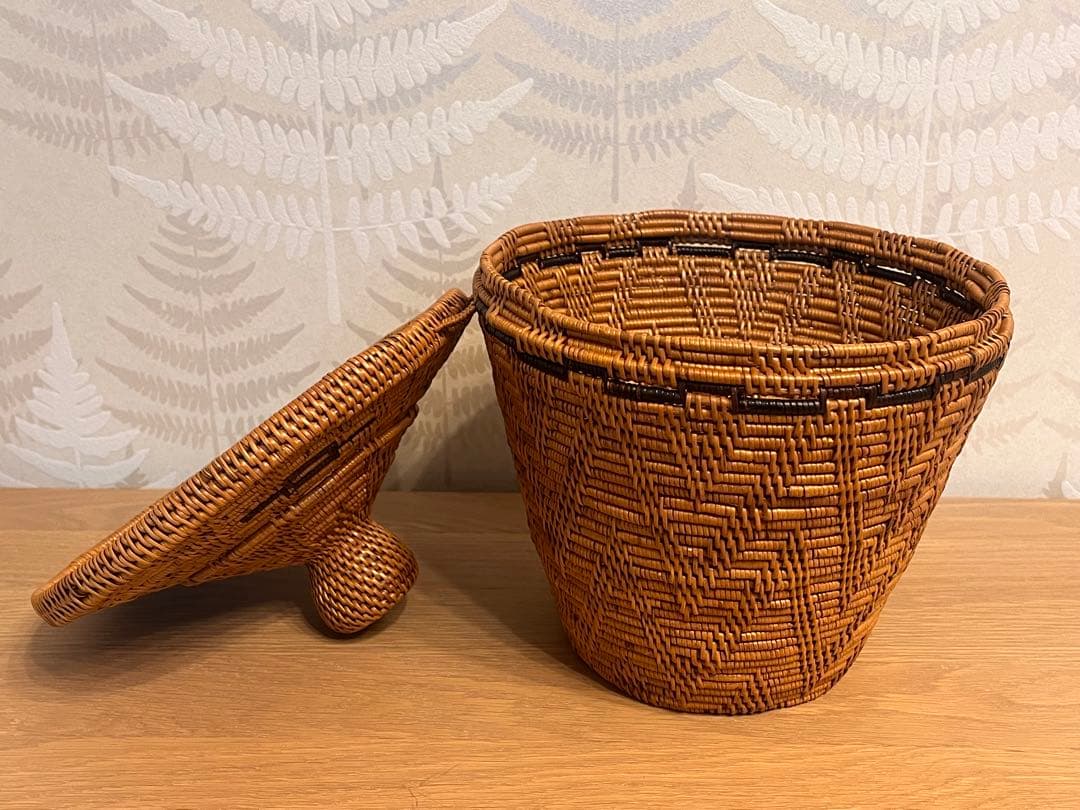アタ 蓋付き かご バスケット ASHITABA