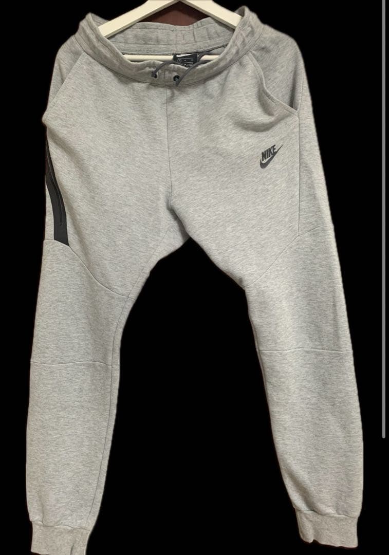 Nike グレー フード付きジャケットとパンツセット