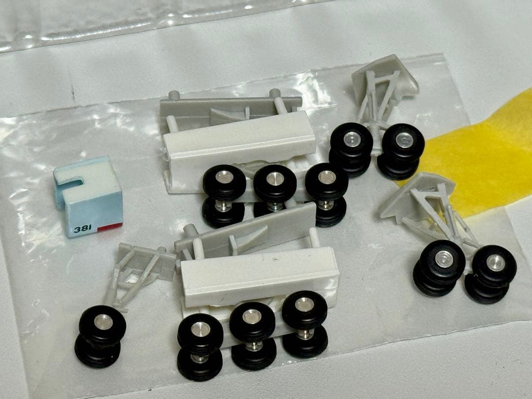 全日空商事 1/200 A380 フライングホヌ スナップフィット ジャンク