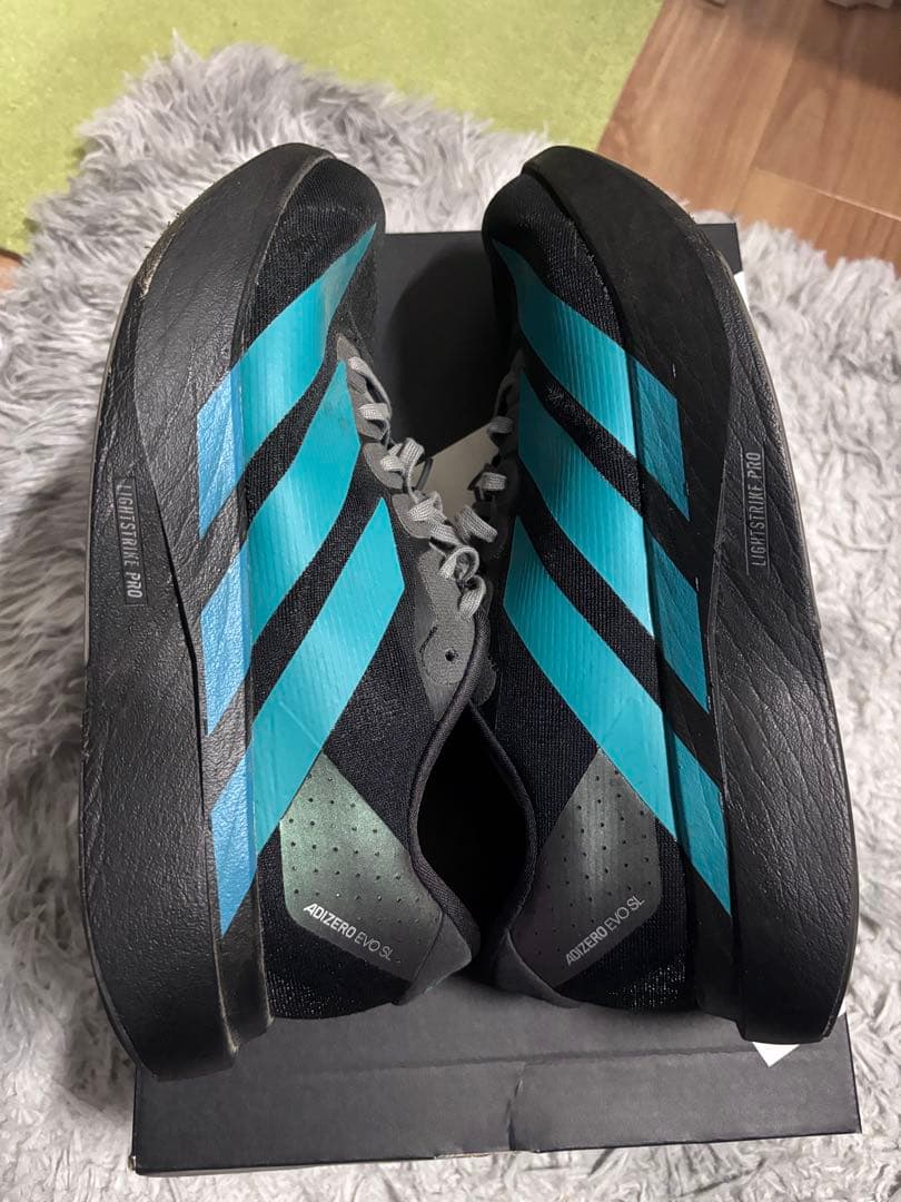 adidas アディゼロ EVO SL 26.0