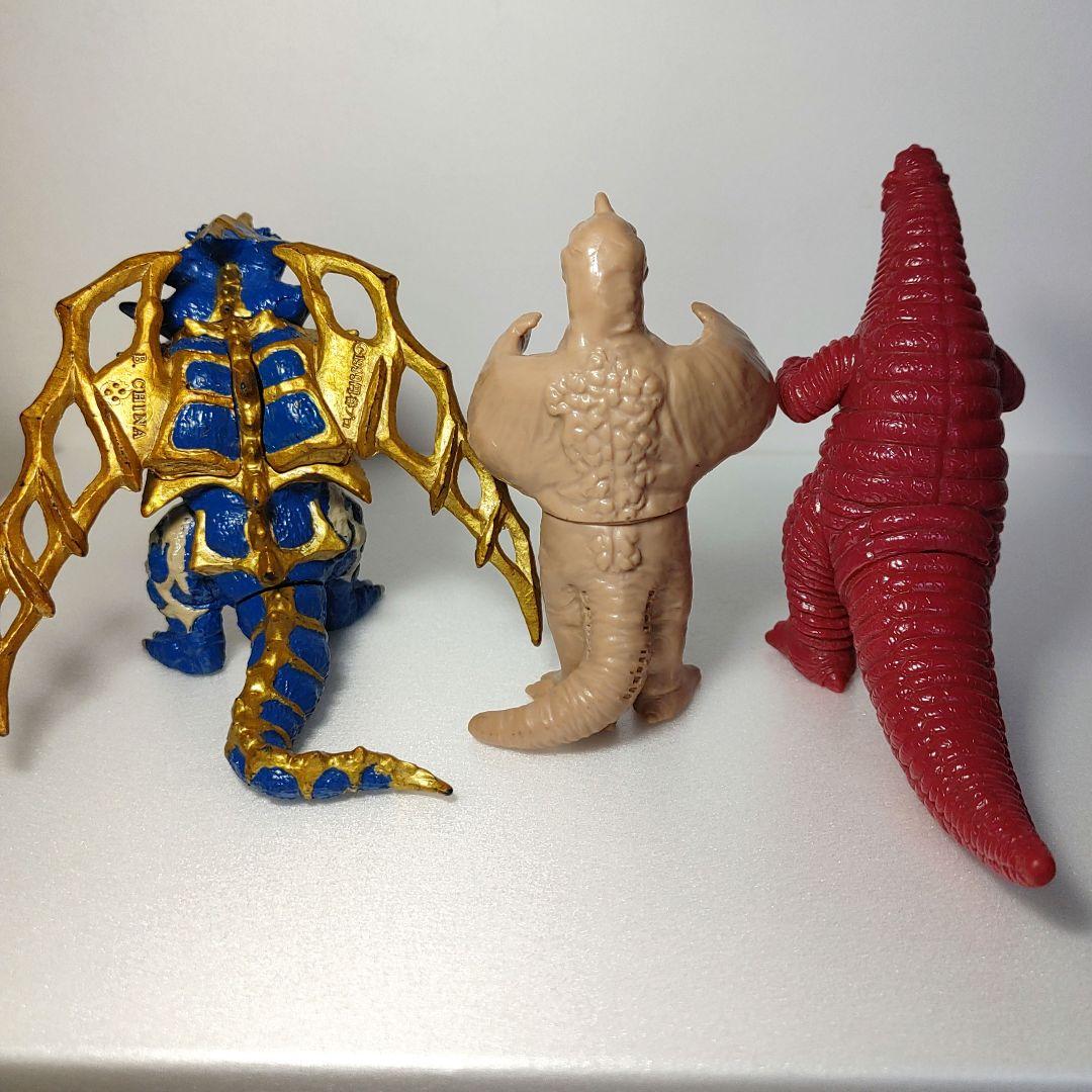 ぷ*ゆ様 ウルトラマン　怪獣　ソフビ　フィギュア　11体　まとめ売り