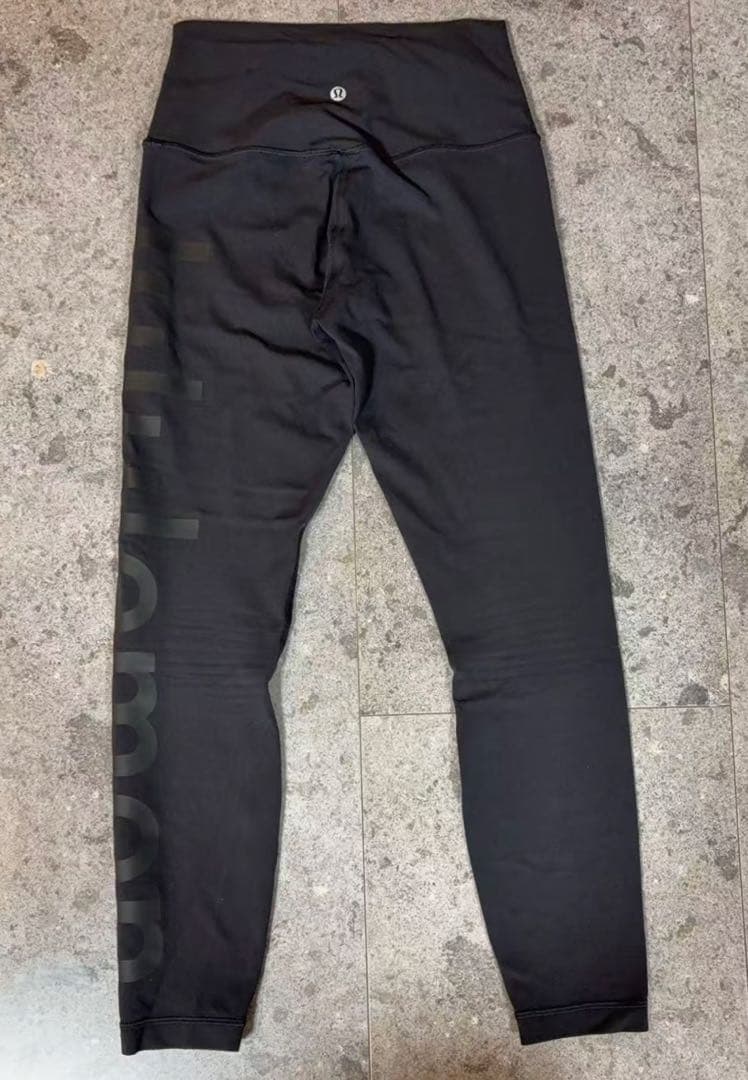 ルルレモン グラフィック High-Rise Pant 25\"