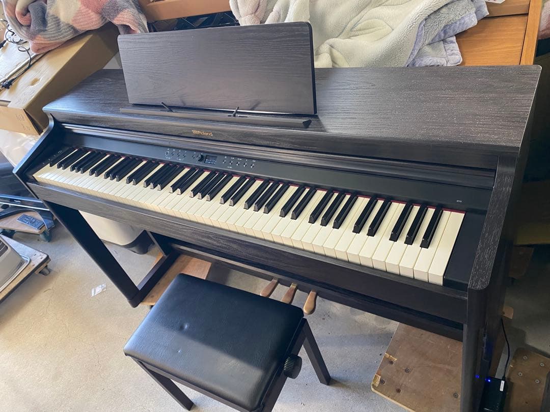 ローランド 電子ピアノRP701 2021年 Roland