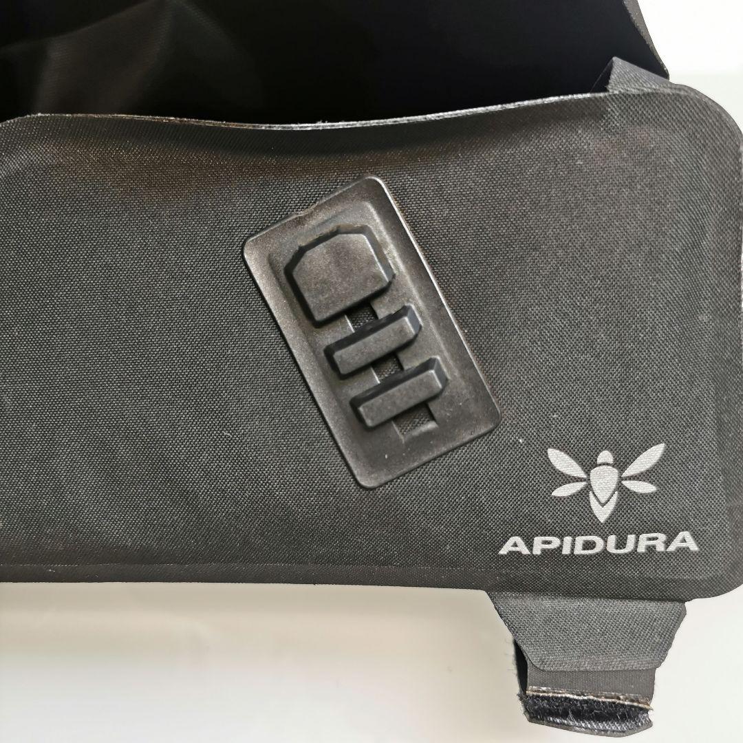 APIDURA 車体装着バッグ 黒