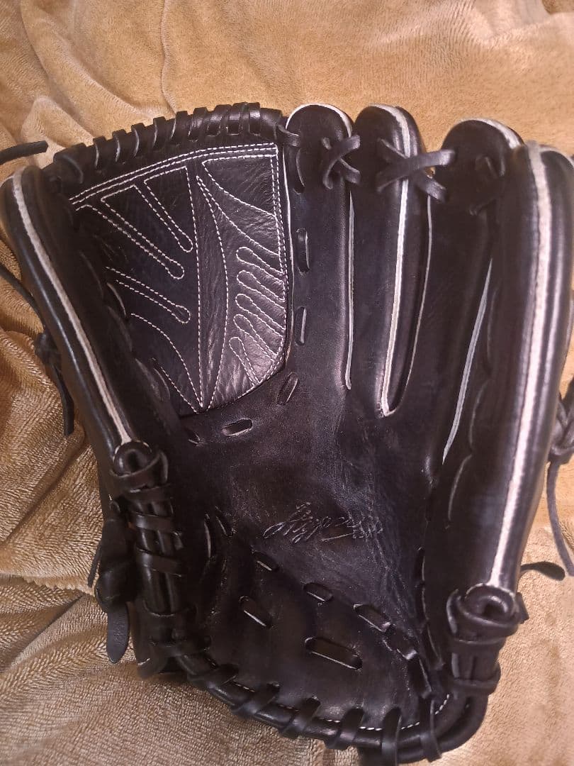 ローリングス 軟式グラブ 投手用　ブラック