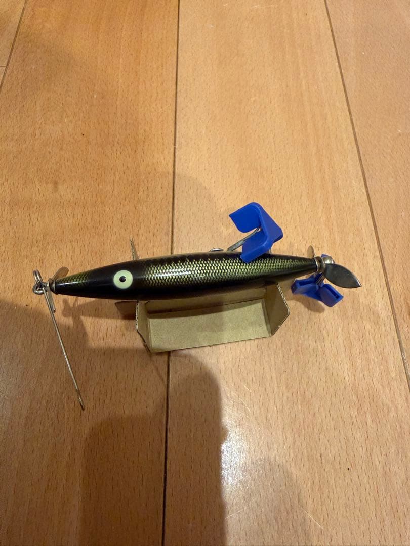 Heddon Dying Flutter トップウォーター ルアー