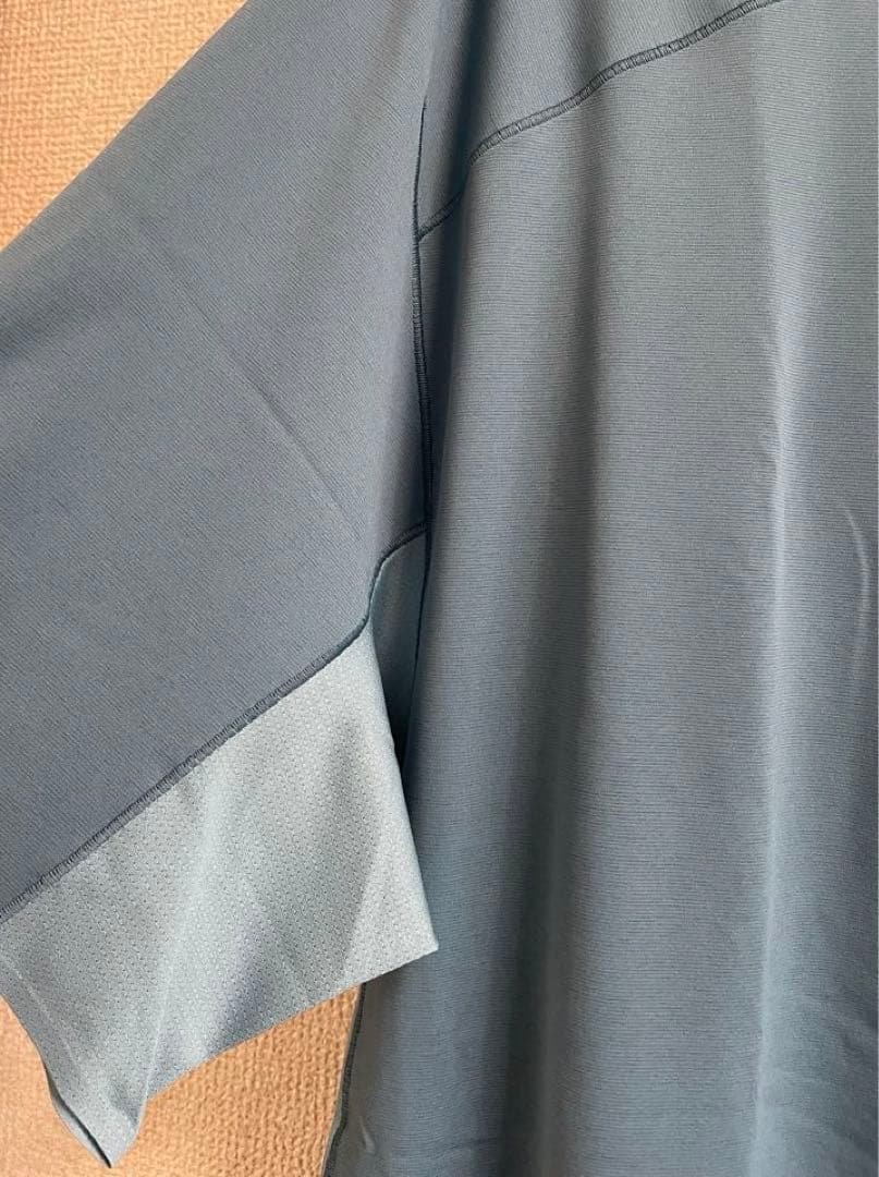 《ARC'TERYX》ノーバン Tシャツ メンズ