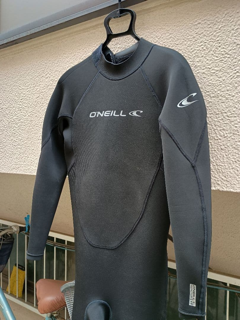 よし：O'Neill ブラック フルウェットスーツ　 ジャージ