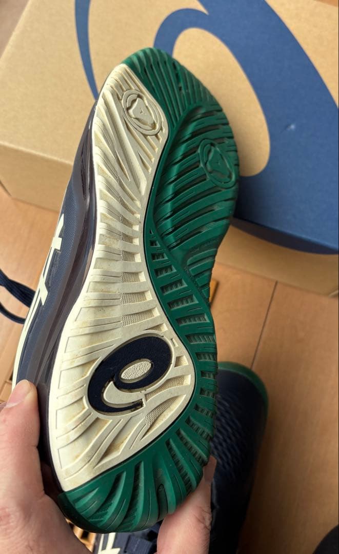 （美品）ASICS GEL-RESOLUTION X WIDE 27.5cm