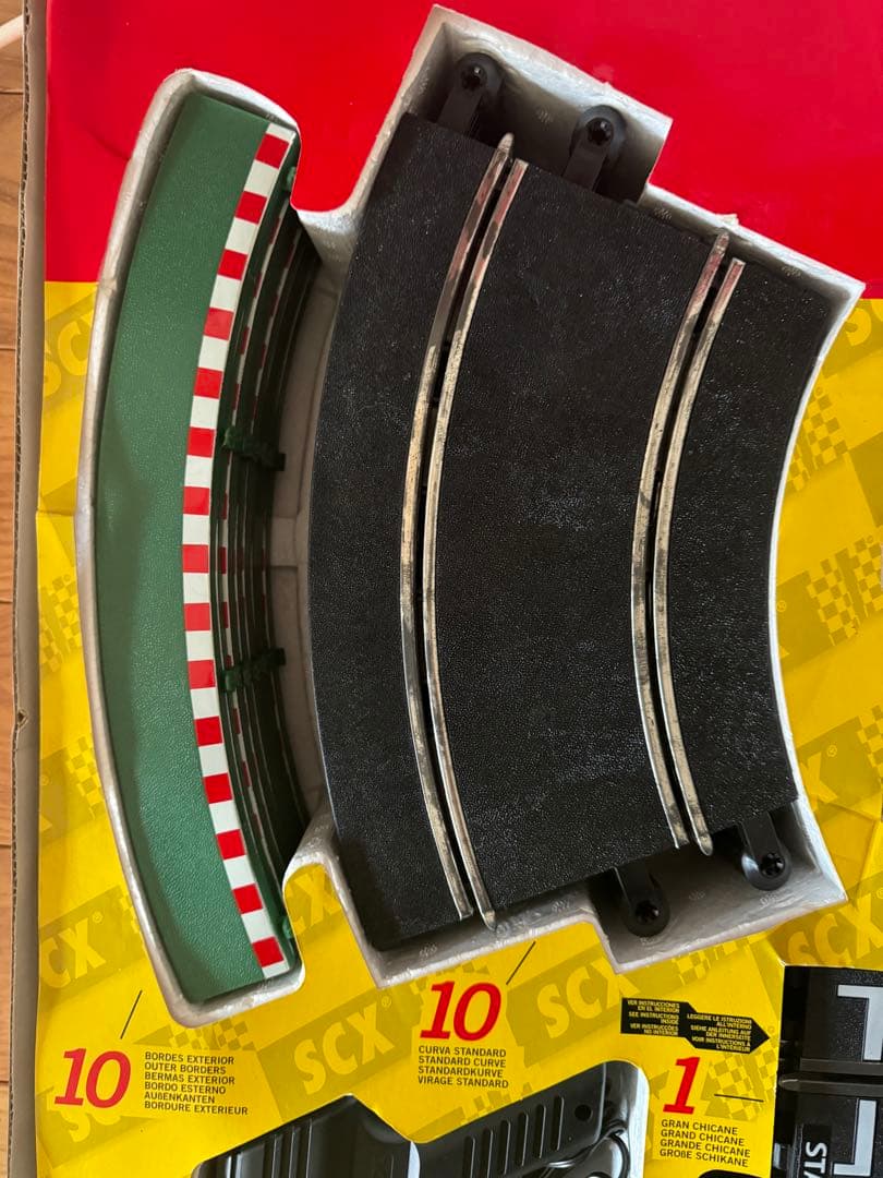 1/32　SCX Imola F1 スロットカーコースセット