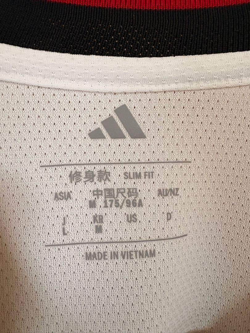 「adidas公式」オーセンティック　タグ付きドイツ長袖ニック・ヴォルテマーデ